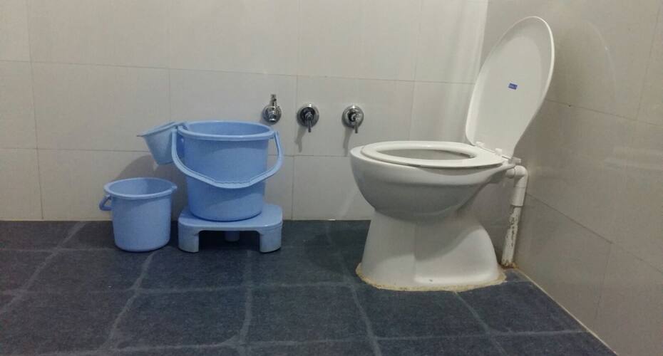 FIROZ MAKRANI HOME STAY, Sasan Gir 5